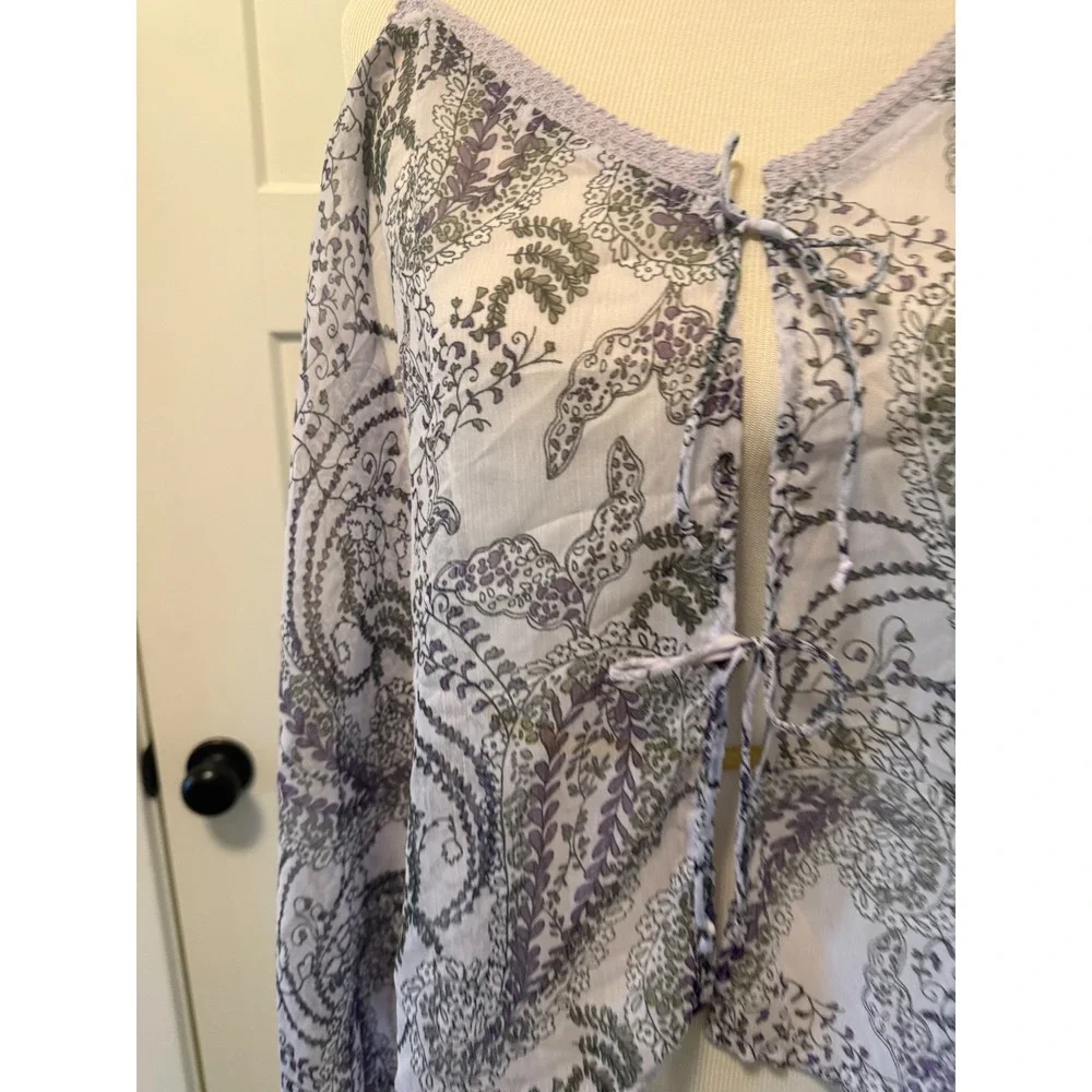 Wild Pearl Lavender Paisley Sheer Poncho Top Crochet Trim One Size NWT